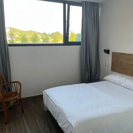 Aldairooms * Berango