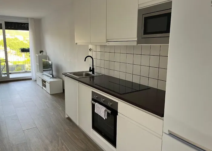 Aldairooms * Berango